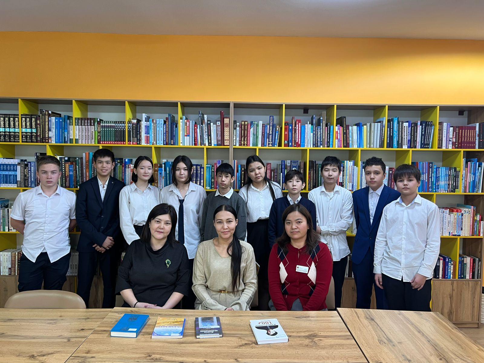 "Жыр жұлдызы-Жұмекен"атты танымдық кеші / Вечер поэзии "Жыр жұлдызы-Жұмекен"